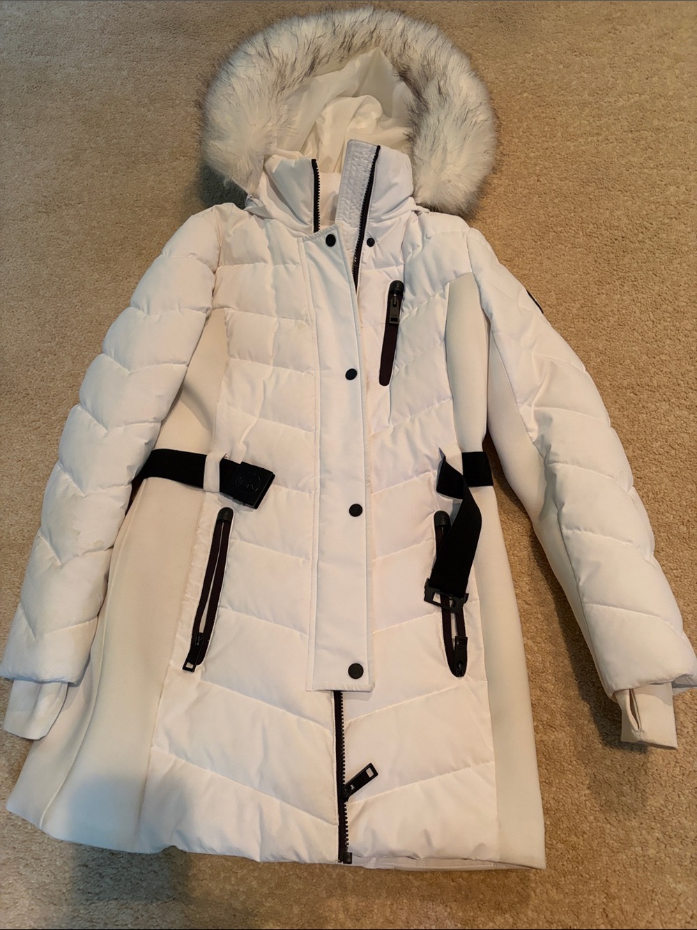 Michael Kors White Quilted Hooded Puffer with Faux Fur Trim